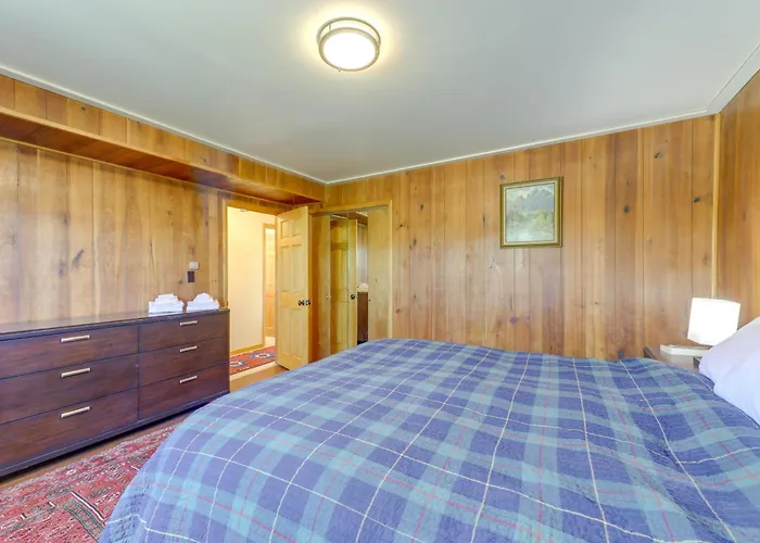 Spacious W/ Mountain Range View Vakantiehuis *