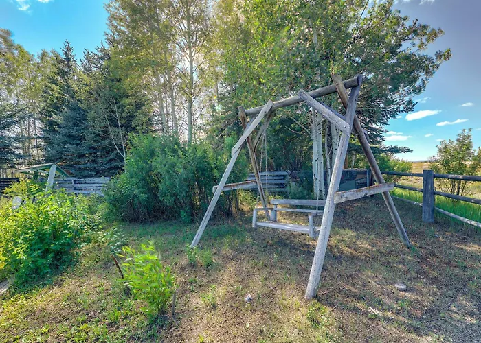 Spacious W/ Mountain Range View Vakantiehuis *