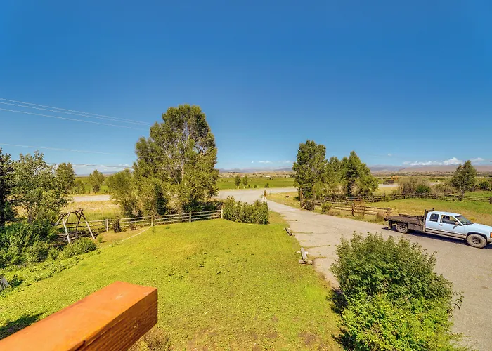 Сasa de vacaciones Spacious W/ Mountain Range View *